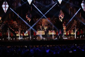 20221125195400_DR2_7989