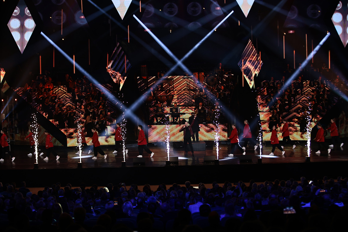 20221125195400_DR2_7989