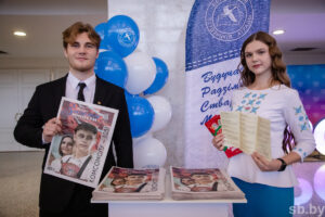 dzz0r5l61eeczkgr0lm3chrqqteiop9a