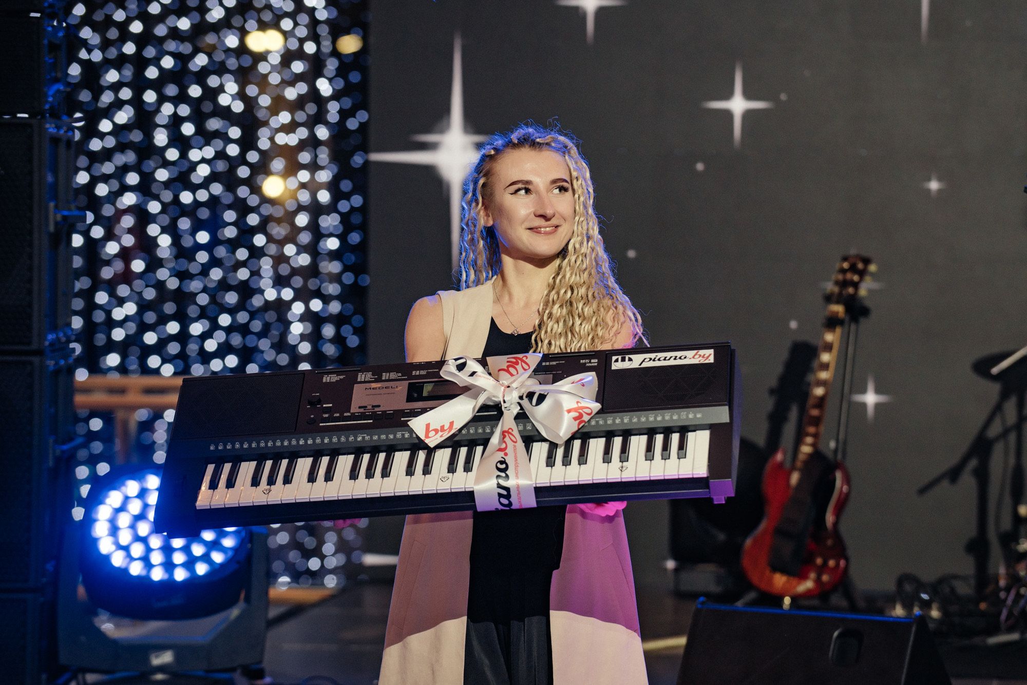 !cid__1977d1da6b533cb72e52_